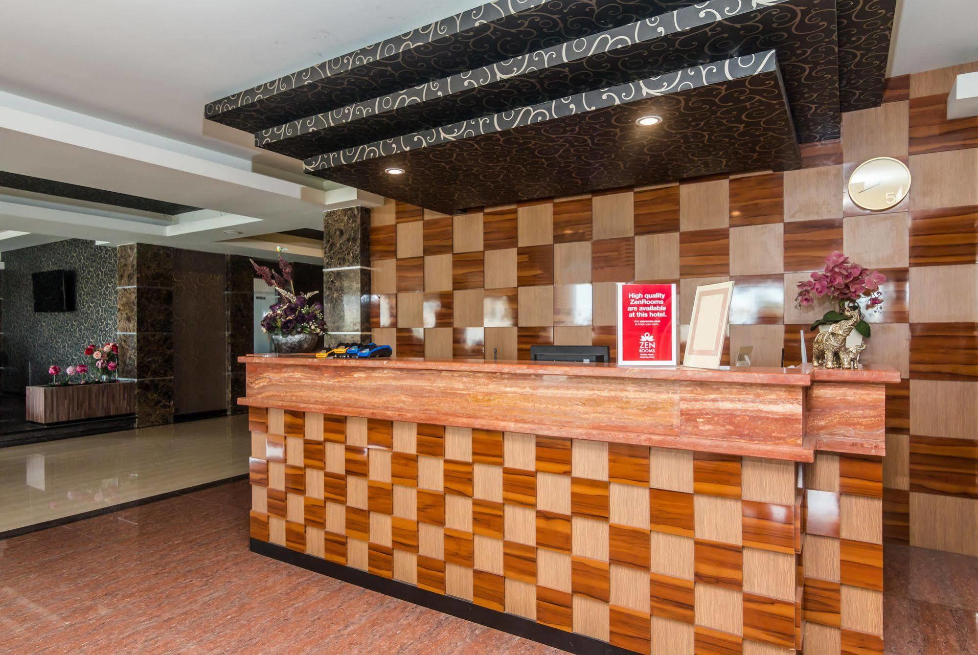Zen Rooms Denpasar Marlboro 外观 照片