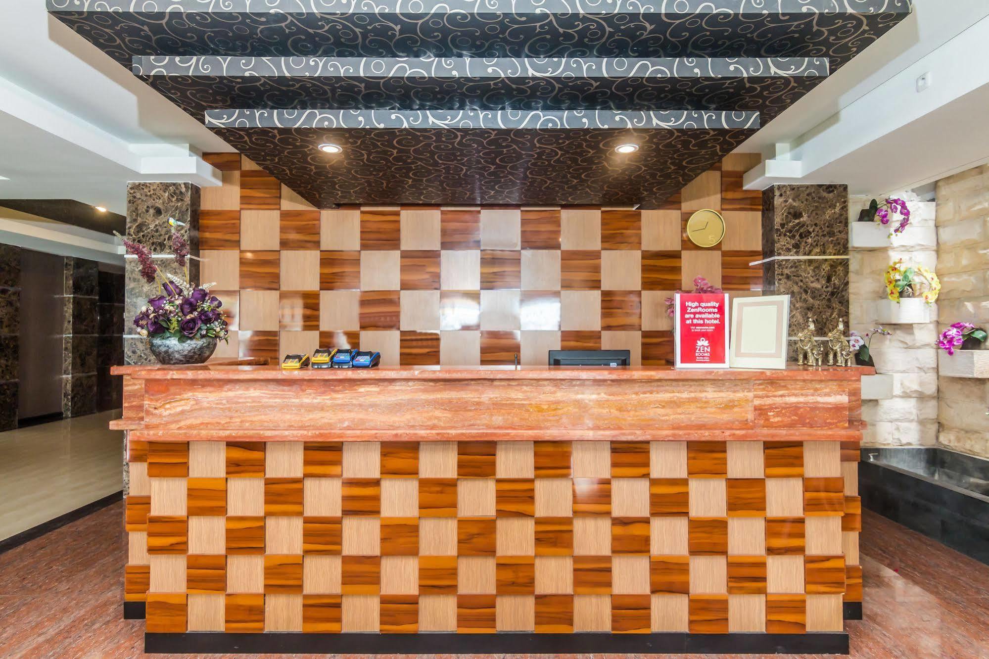 Zen Rooms Denpasar Marlboro 外观 照片