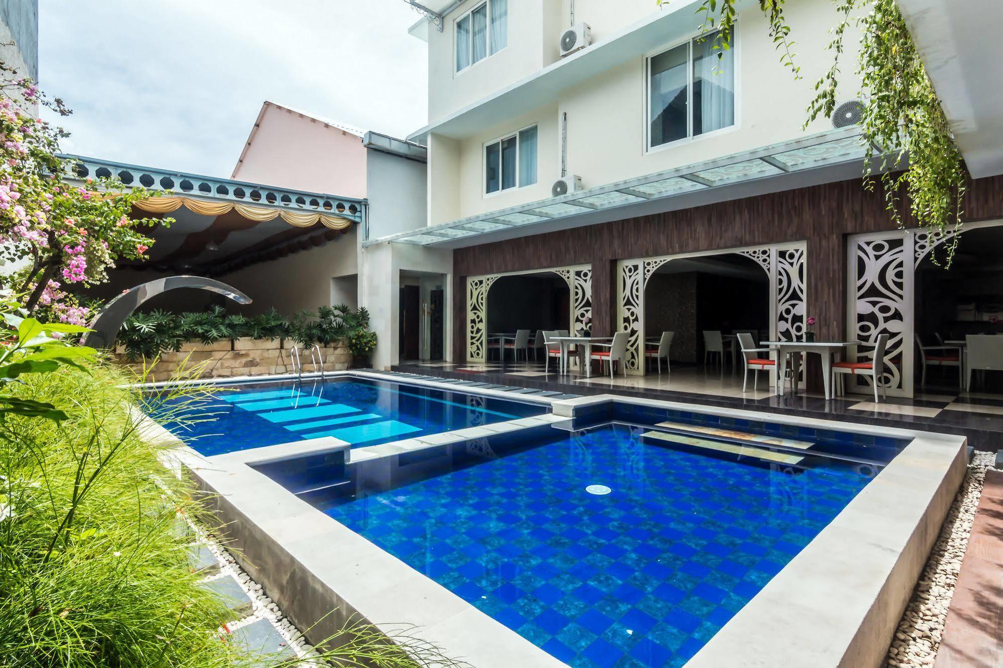 Zen Rooms Denpasar Marlboro 外观 照片