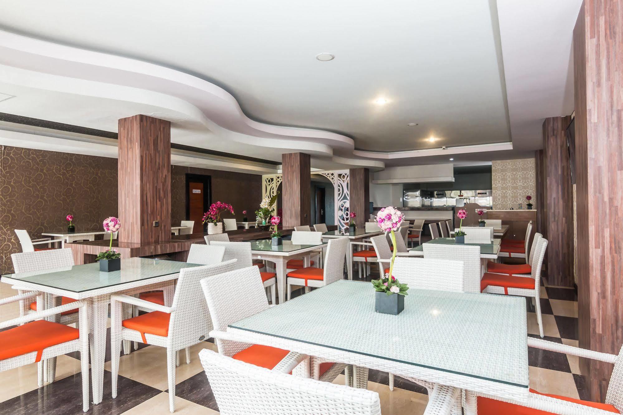 Zen Rooms Denpasar Marlboro 外观 照片